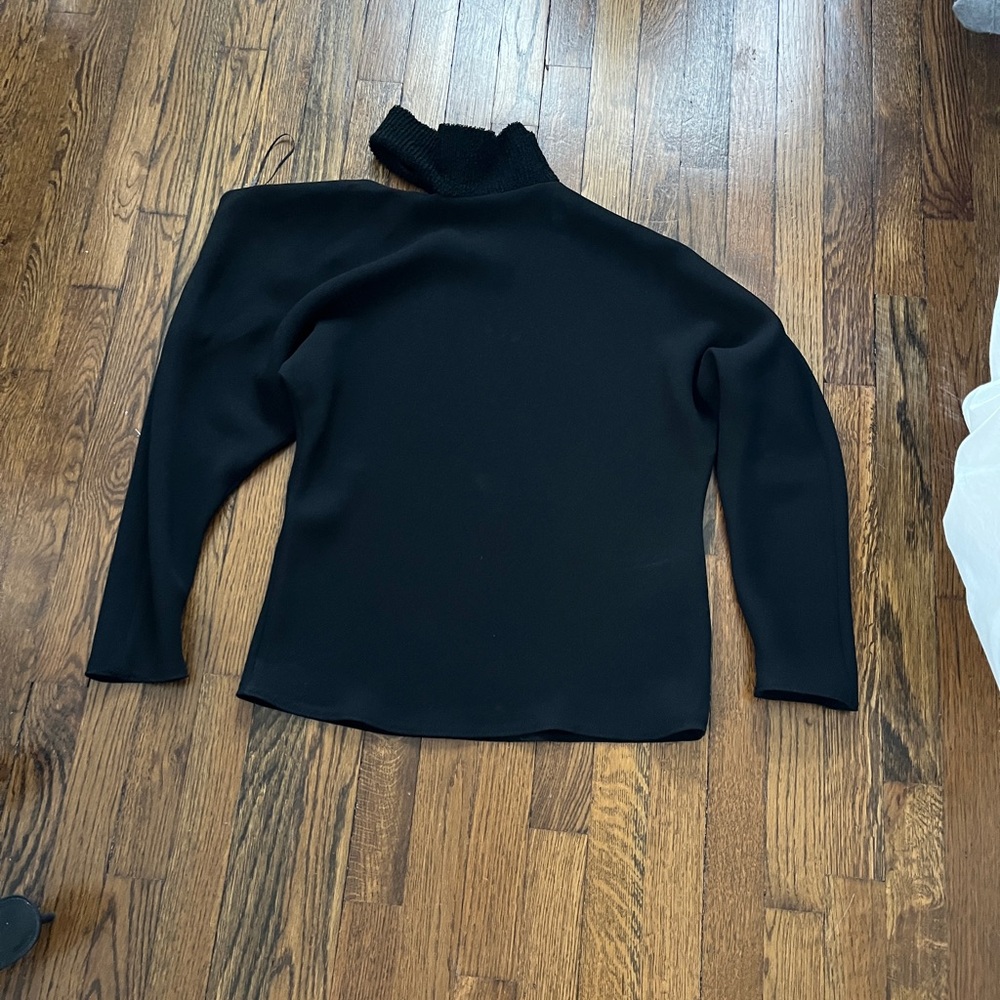 Zara Black Off-the-Shoulder Sweater shirt M
